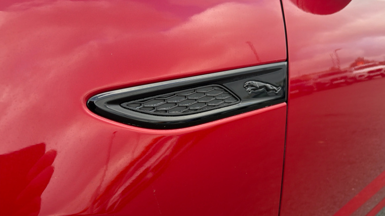 Jaguar E-Pace 2.0 D200 R-Dynamic SE Black 5dr Auto Diesel Estate